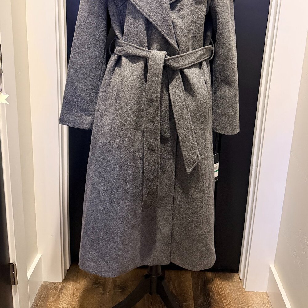 KARL LAGERFLED PARIS GRAY WOOL BLEND COAT WITH FAUX FUR COLLAR ~ NWT - Picture 12 of 12